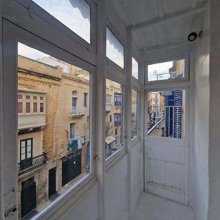 איל-פוריאנה No 60, 2Nd Floor, Centrally Located, Fully Equipped Studio Apt מראה חיצוני תמונה
