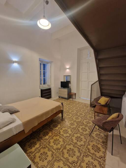 איל-פוריאנה No 60, 2Nd Floor, Centrally Located, Fully Equipped Studio Apt מראה חיצוני תמונה