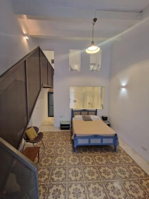 איל-פוריאנה No 60, 2Nd Floor, Centrally Located, Fully Equipped Studio Apt מראה חיצוני תמונה
