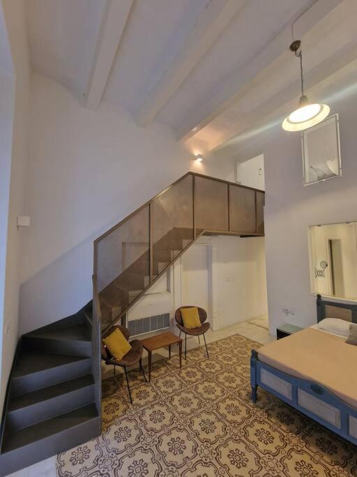 איל-פוריאנה No 60, 2Nd Floor, Centrally Located, Fully Equipped Studio Apt מראה חיצוני תמונה